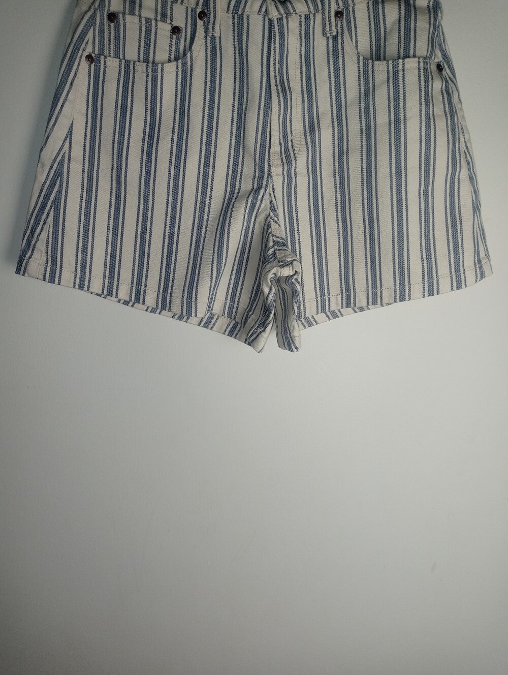 Abercrombie & Fitch Curve Love High Rise Dad Short Size 28 - Picture 3 of 16